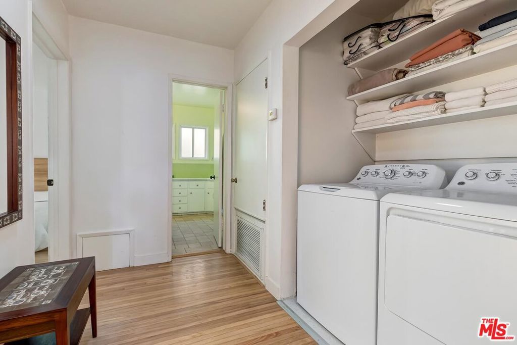 Image 17 of property listing at 4465 Don Miguel Drive, Los Angeles, CA 90008