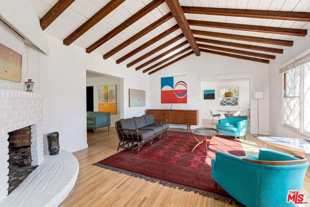 Image 4 of property listing at 4465 Don Miguel Drive, Los Angeles, CA 90008