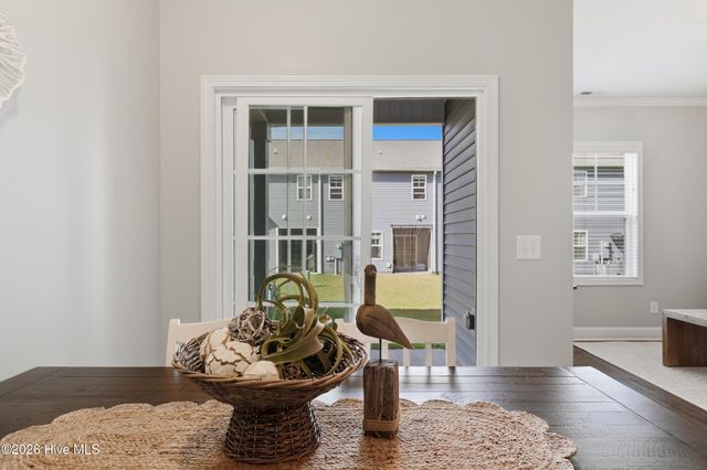 310 S Stingray Lane, Sneads Ferry, NC 28460