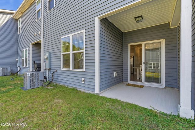 310 S Stingray Lane, Sneads Ferry, NC 28460