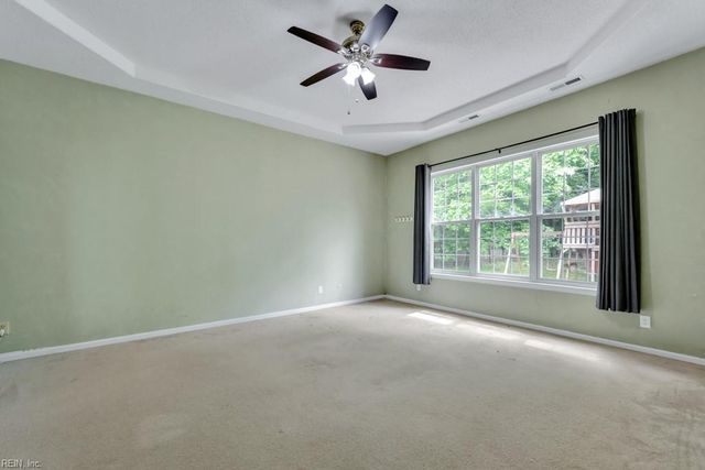 908 Andrews Xing, Smithfield, VA 23430