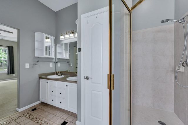 908 Andrews Xing, Smithfield, VA 23430
