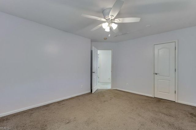 908 Andrews Xing, Smithfield, VA 23430