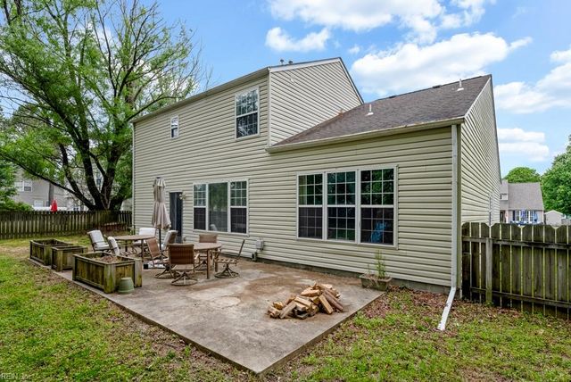 908 Andrews Xing, Smithfield, VA 23430
