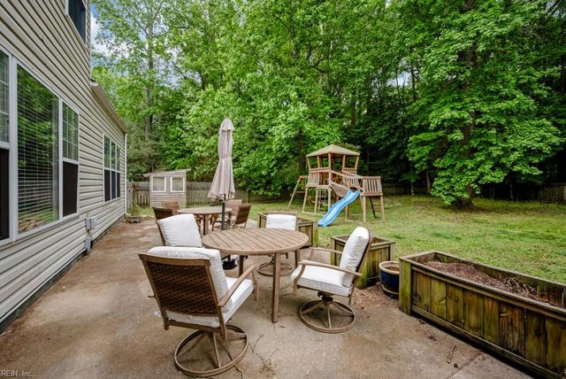 908 Andrews Xing, Smithfield, VA 23430
