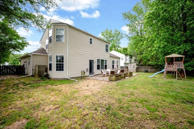 908 Andrews Xing, Smithfield, VA 23430