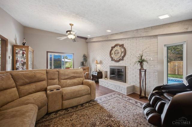1774 NW Washington Boulevard, Hamilton, OH 45013