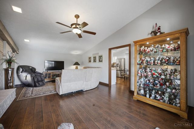 1774 NW Washington Boulevard, Hamilton, OH 45013