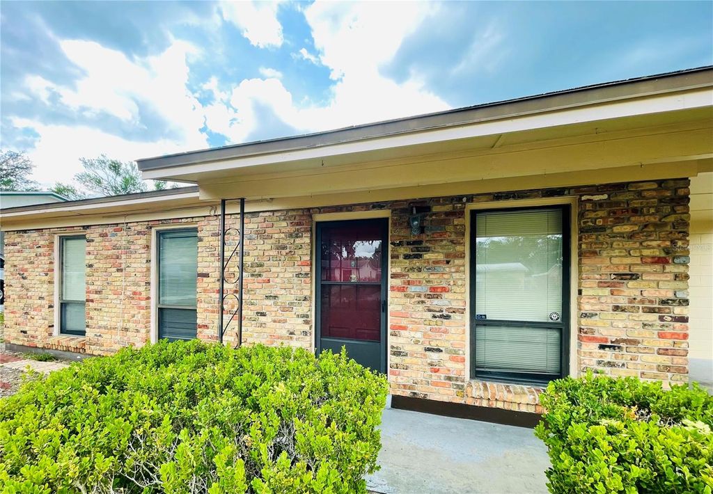 7310 FILBERT LANE, Tampa, FL 33637