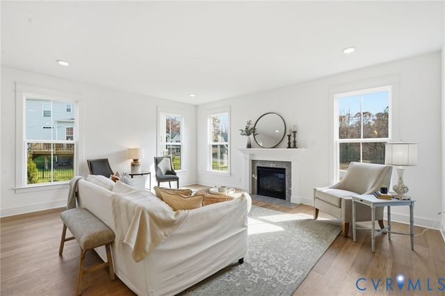 4119 Tuckmar Pond Dr, Moseley, VA 23120