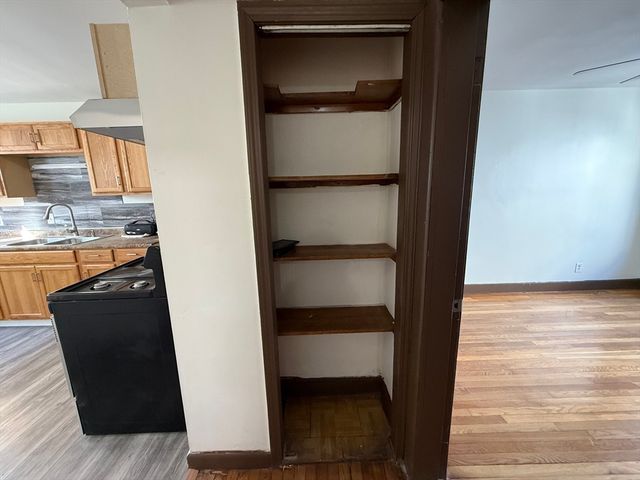 63 Evans 2, Boston, MA 02124