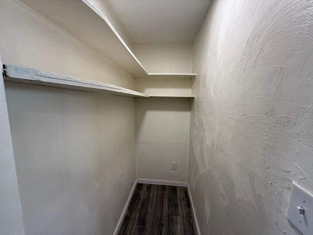 63 Evans 2, Boston, MA 02124