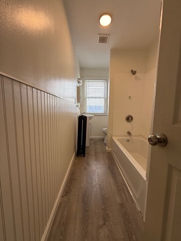 63 Evans 2, Boston, MA 02124