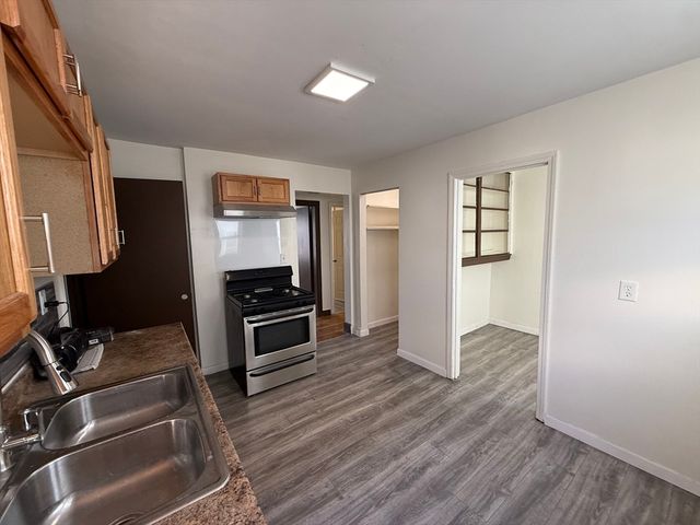 63 Evans 2, Boston, MA 02124