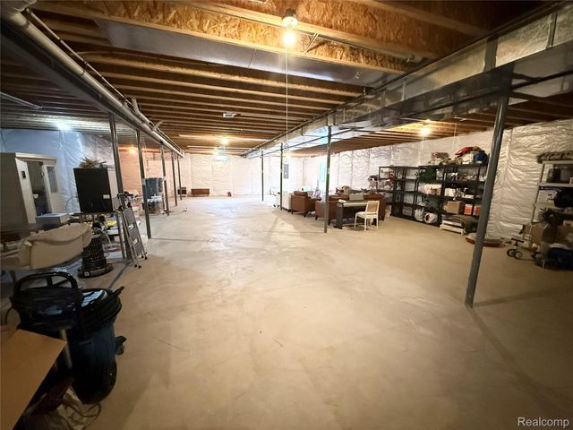 3510 Textile Road, Lodi Township, MI 48176