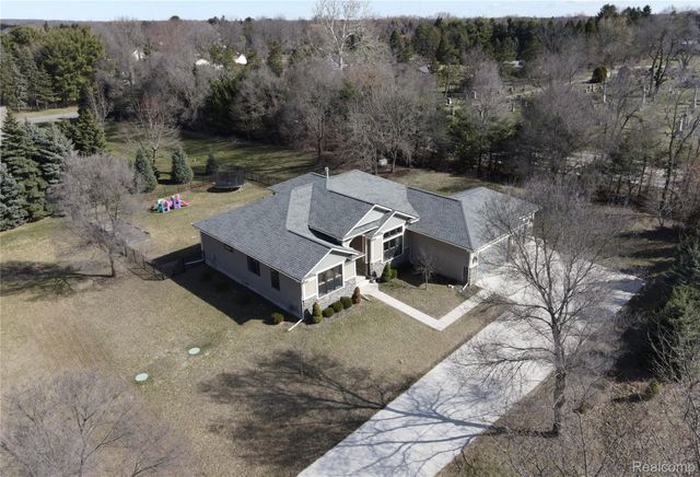 3510 Textile Road, Lodi Township, MI 48176