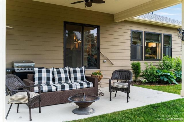 3510 Textile Road, Lodi Township, MI 48176