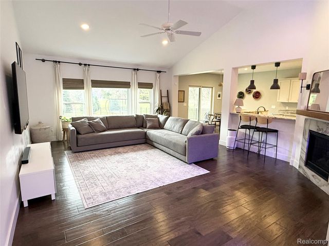 3510 Textile Road, Lodi Township, MI 48176