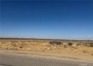 182 Avenue N6, Palmdale, CA 93591