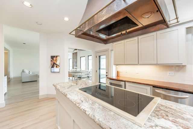 4611 Diamond Springs Drive, Missouri City, TX 77459