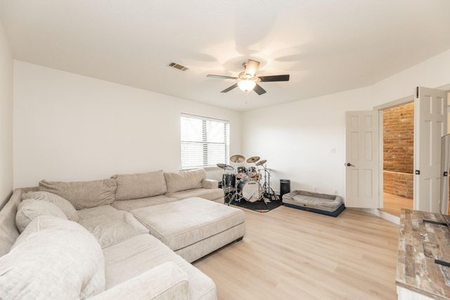 4611 Diamond Springs Drive, Missouri City, TX 77459