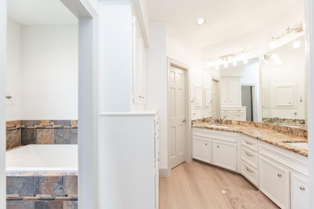 4611 Diamond Springs Drive, Missouri City, TX 77459