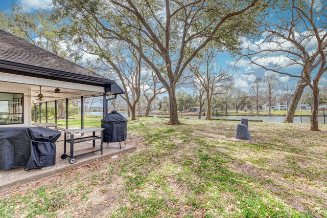 4611 Diamond Springs Drive, Missouri City, TX 77459