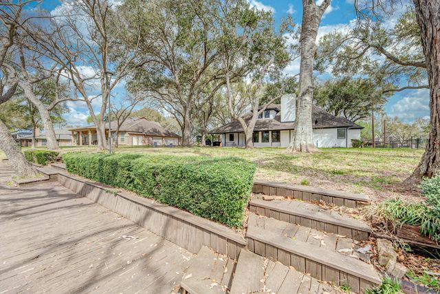 4611 Diamond Springs Drive, Missouri City, TX 77459