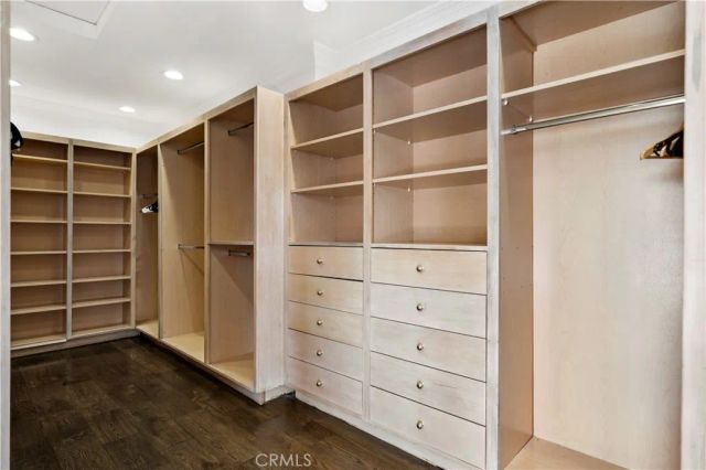 16221 Elisa, Encino, CA 91436