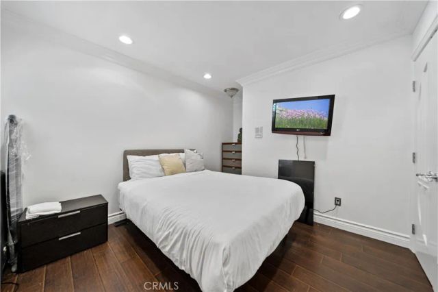 16221 Elisa, Encino, CA 91436