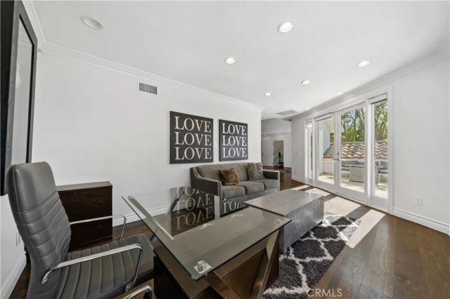 16221 Elisa, Encino, CA 91436