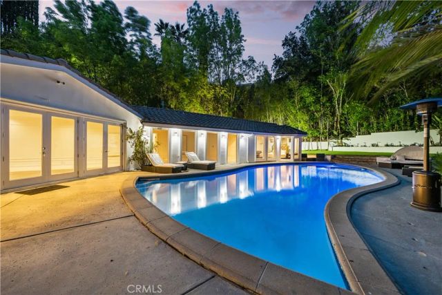 16221 Elisa, Encino, CA 91436