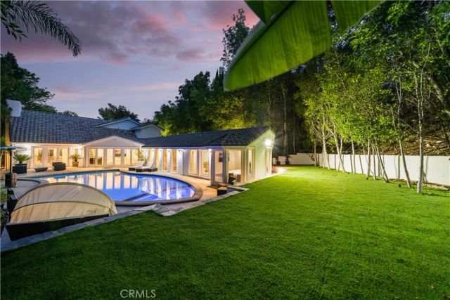 16221 Elisa, Encino, CA 91436