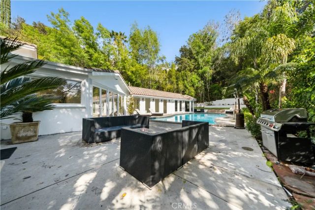 16221 Elisa, Encino, CA 91436