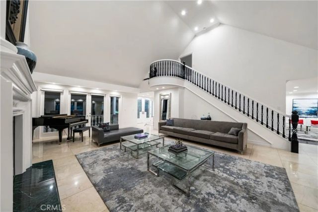 16221 Elisa, Encino, CA 91436