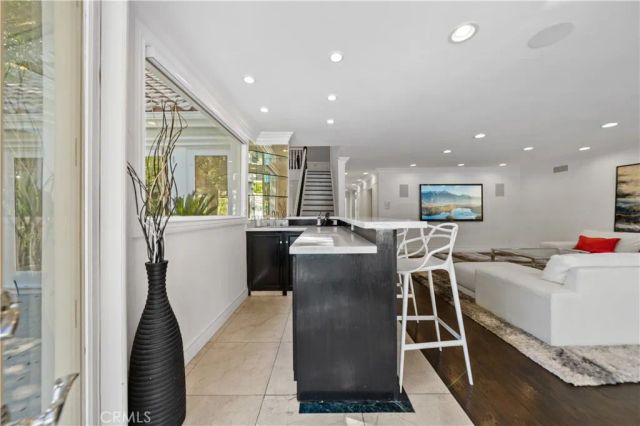 16221 Elisa, Encino, CA 91436
