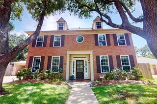 23027 Lodgepoint Drive, Katy, TX 77494