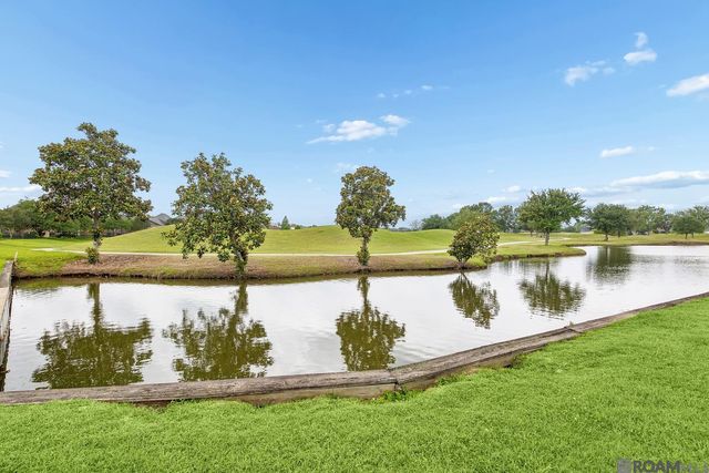 5491 Green Park Dr, Gonzales, LA 70737