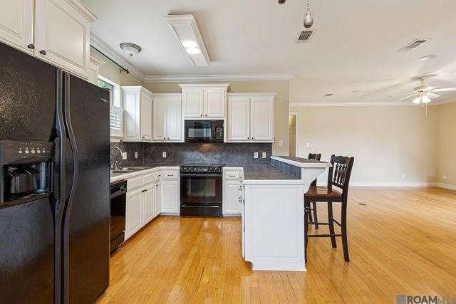 5491 Green Park Dr, Gonzales, LA 70737