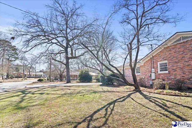 2702 Juniper Rd., Florence, SC 29501