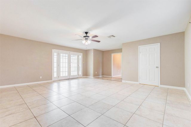 411 Burke, Pasadena, TX 77506