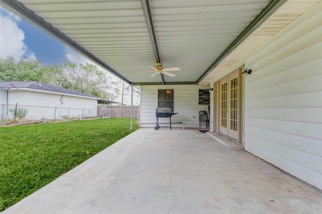 411 Burke, Pasadena, TX 77506
