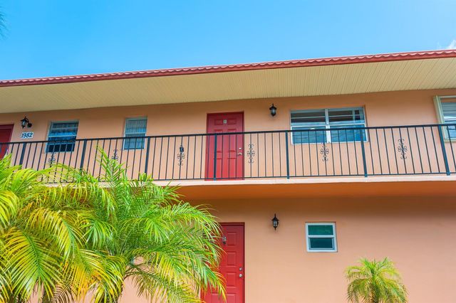 1982 SW Palm City Road I, Stuart, FL 34994