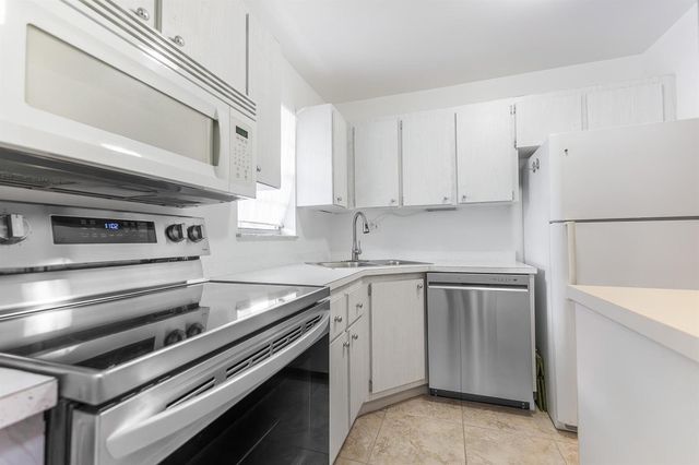 1982 SW Palm City Road I, Stuart, FL 34994