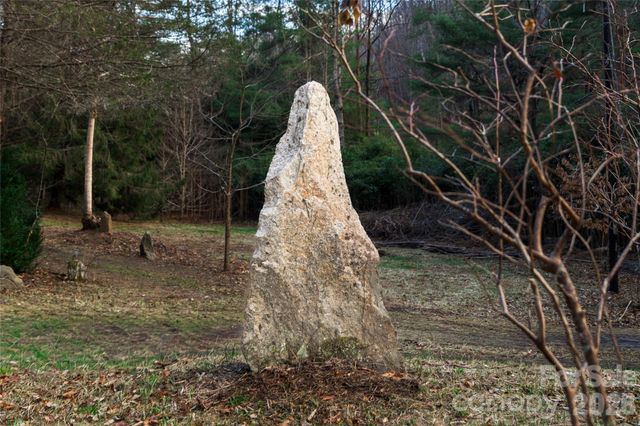 276 Cedar Creek Road, Black Mountain, NC 28711