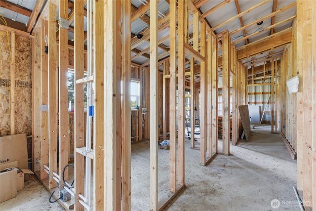 1058 Burnt Ridge Road, Onalaska, WA 98570
