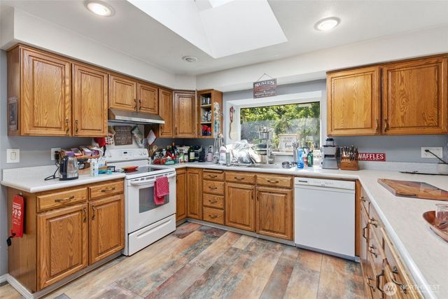 1058 Burnt Ridge Road, Onalaska, WA 98570