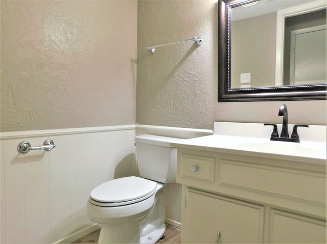 126 Bluebonnet Drive, Highland Village, TX 75077