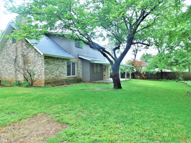 126 Bluebonnet Drive, Highland Village, TX 75077