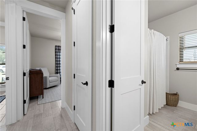 8538 Spring Creek Loop, Salado, TX 76571